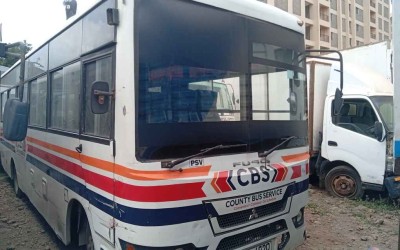 MITSUBISHI FUSO CANTER ( BUS) - KDS 402Q