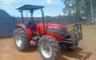 KTCC 038M - TRACTOR MANUAL 4WD SOLIS 7520