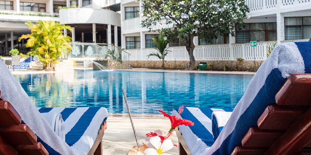 Travellers Beach Hotel & Spa