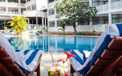 Travellers Beach Hotel & Spa